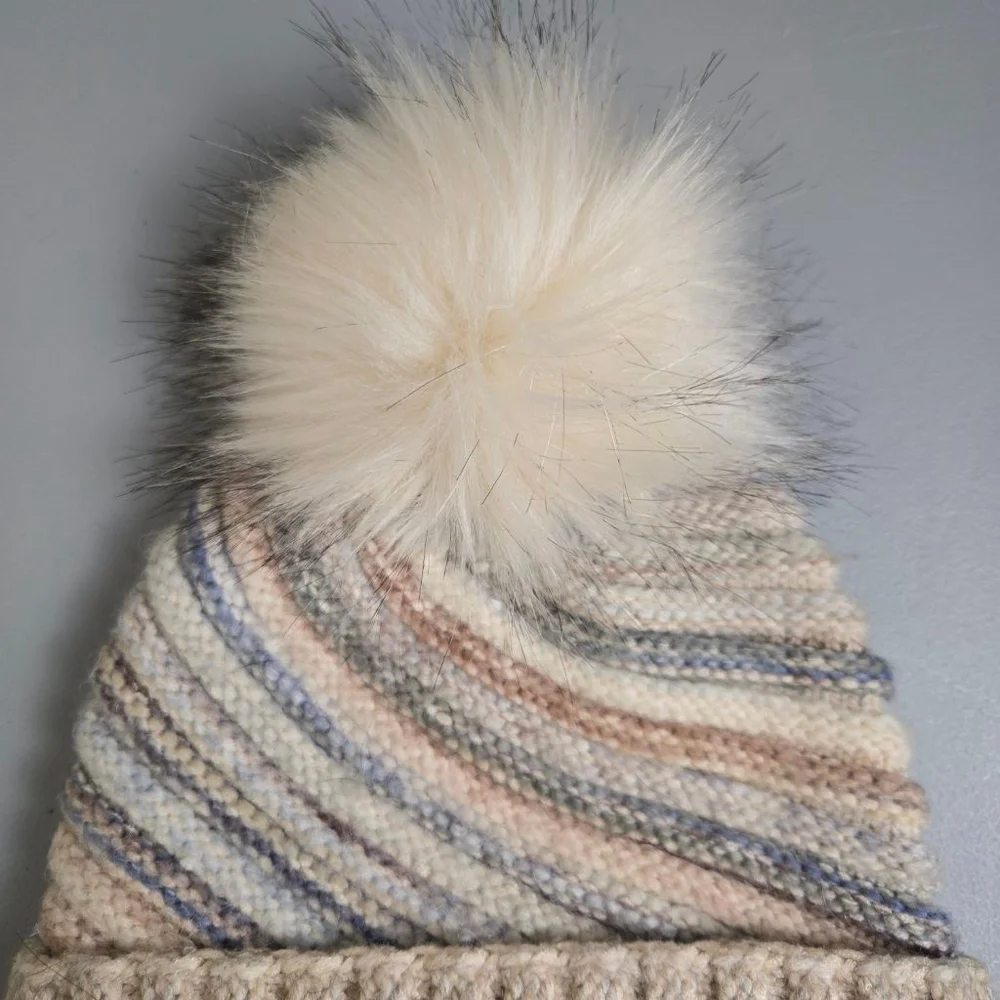 Women's Norla Canada One Size Beige Multi-color Knit Beanie Hat